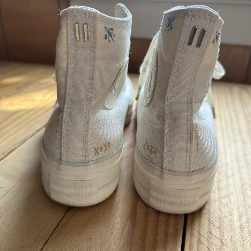 Converse women all
